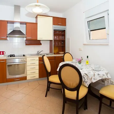 Studio Nikola Apartmán Podgora (Split-Dalmatia)